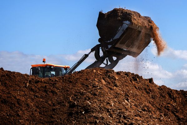 Dirt Spreading in Yakima